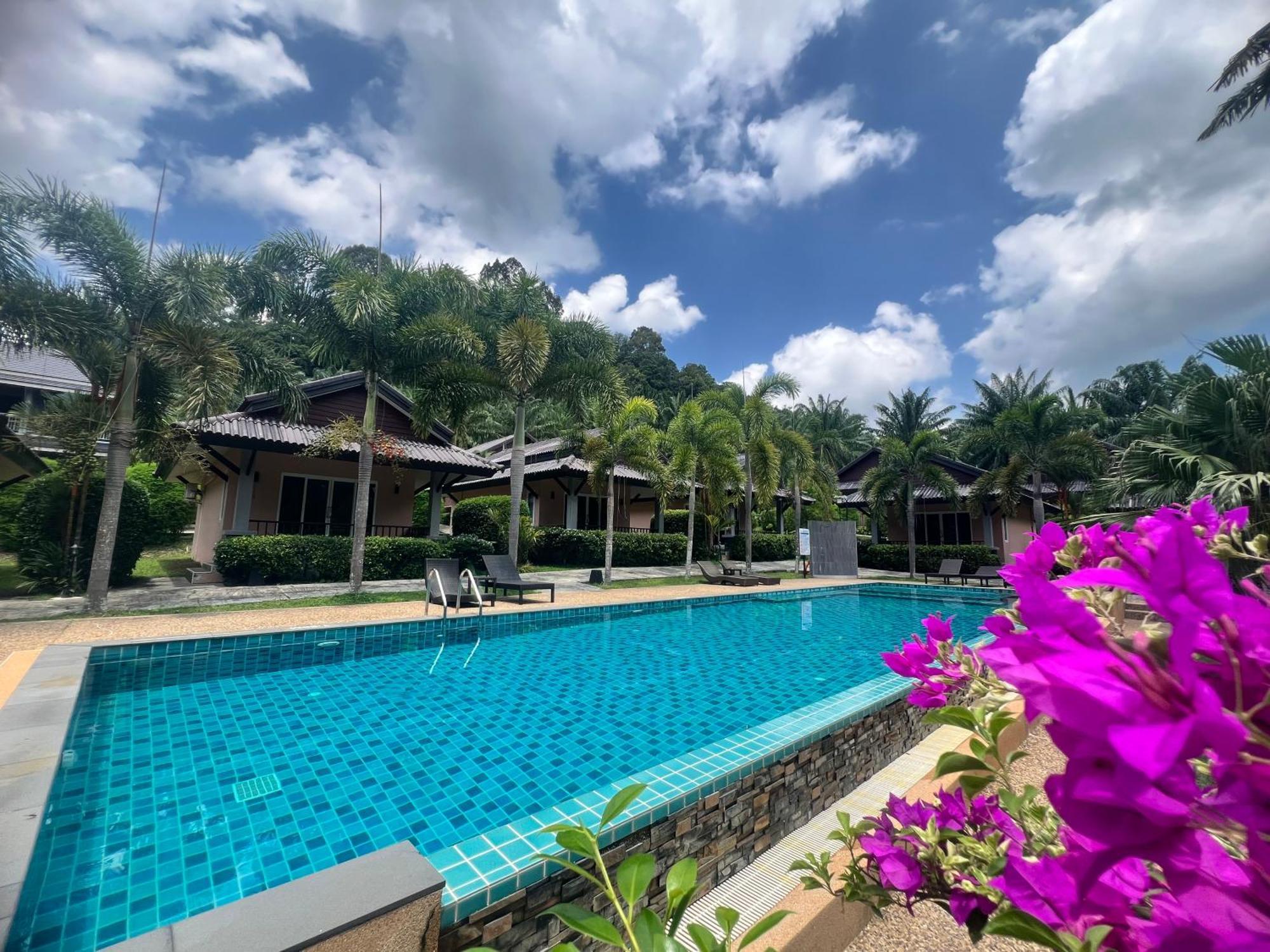 Palm Kiri Aonang Resort Ao Nang Exterior photo